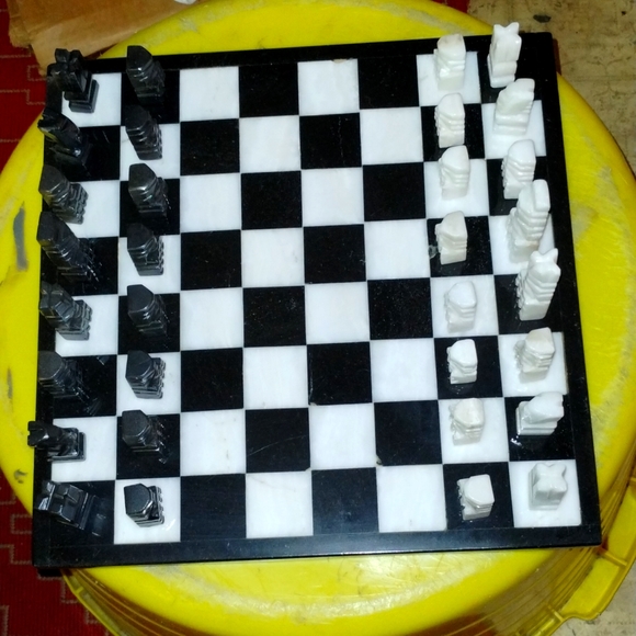 Onyx chess board and pieces
